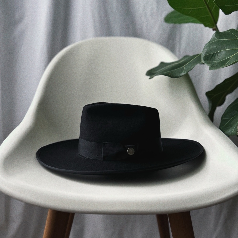 Classic Black Fedora Hat - Picture 2 of 8
